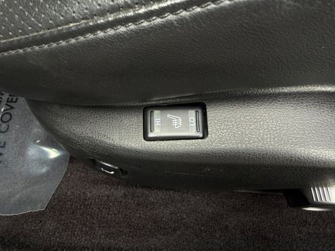 Used 2012 Nissan GT-R Premium AWD/4WD image 27