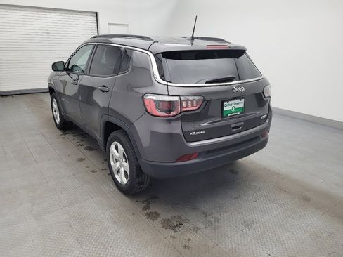 Used 2019 Jeep Compass Latitude w/ Popular Equipment Group image 5