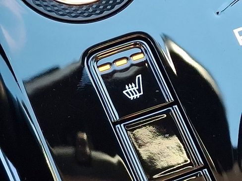 Used 2025 Kia Niro Wind w/ Wind Preserve Package image 25