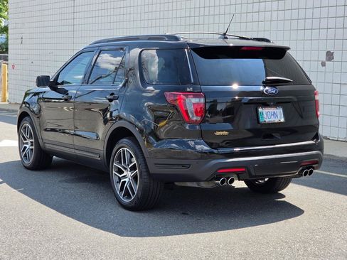 Used 2018 Ford Explorer Sport w/ Equipment Group 401A AWD/4WD image 5