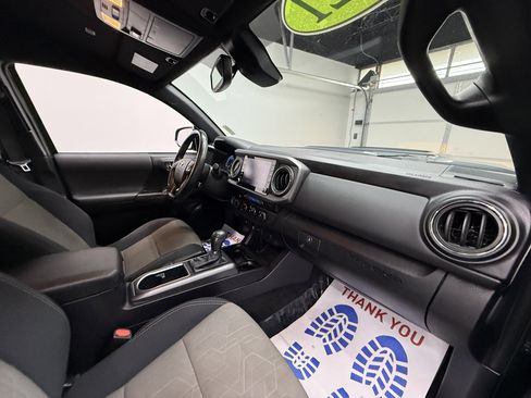 Used 2021 Toyota Tacoma 4x4 Double Cab image 20