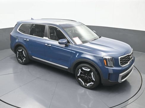 Used 2024 Kia Telluride S w/ S Sunroof Package FWD image 57