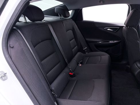 Used 2025 Chevrolet Malibu LS image 31