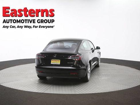 Used 2022 Tesla Model 3 Long Range AWD/4WD image 34