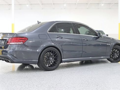 Used 2014 Mercedes-Benz E 63 AMG 4MATIC Sedan image 5