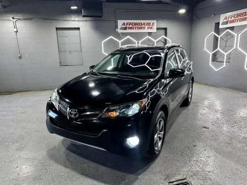 Used 2015 Toyota RAV4 XLE AWD/4WD image 2
