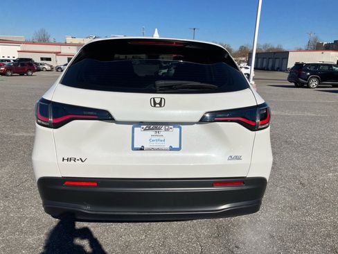 Certified 2025 Honda HR-V LX image 18