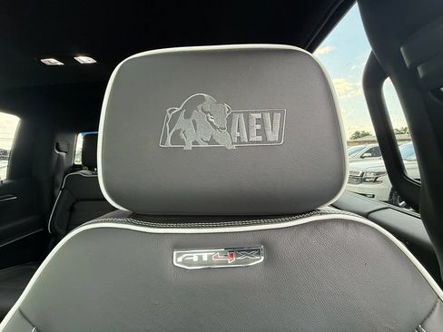 Used 2026 GMC Sierra 1500 AT4X w/ AT4X AEV Edition AWD/4WD image 15