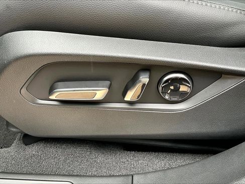 New 2026 Acura RDX SH-AWD image 14