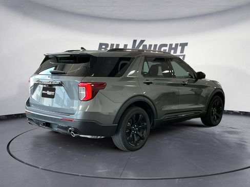 Used 2024 Ford Explorer ST-Line w/ Class IV Trailer Tow Package AWD/4WD image 5