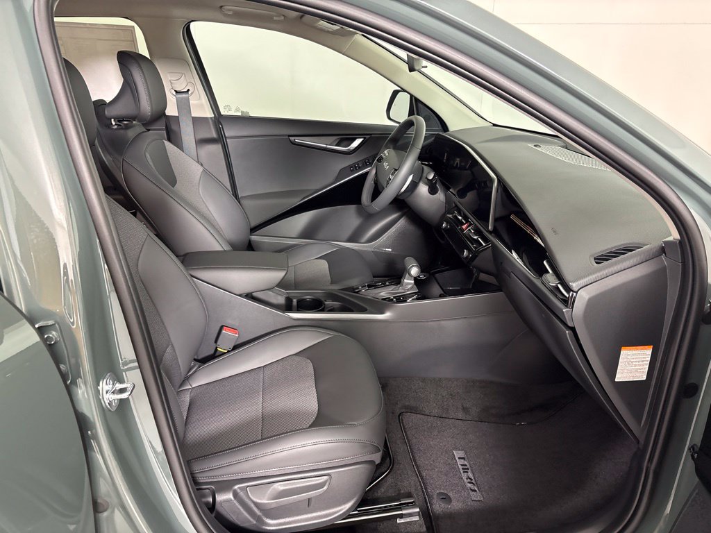 New 2026 Kia Niro EX w/ EX Premium Package FWD image 16