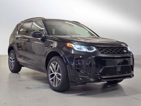 New 2025 Land Rover Discovery Sport Dynamic SE image 7