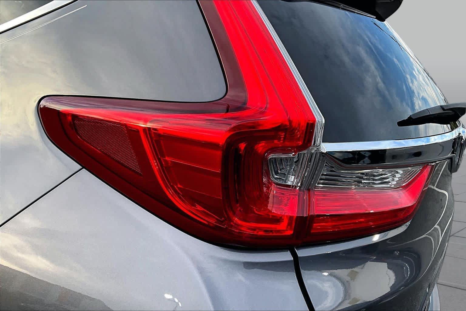 Used 2017 Honda CR-V Touring image 29