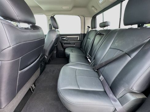 Used 2018 RAM 2500 Laramie w/ Sport Appearance Group AWD/4WD image 15