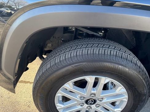 Used 2025 Toyota Tundra SR5 image 30