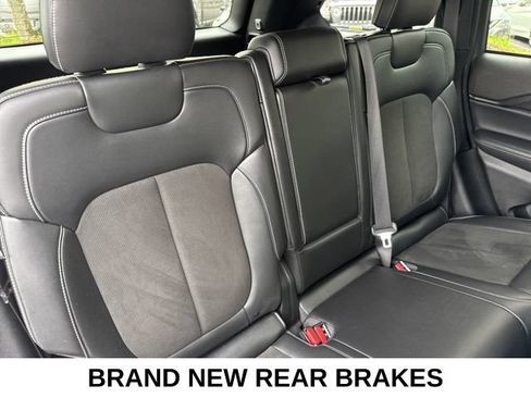 Used 2023 Jeep Grand Cherokee Altitude AWD/4WD image 26