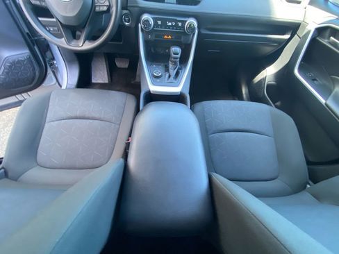 Used 2025 Toyota RAV4 XLE image 6