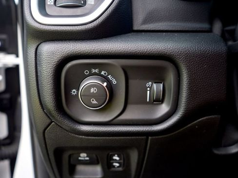 Used 2021 RAM 1500 Lone Star RWD image 20