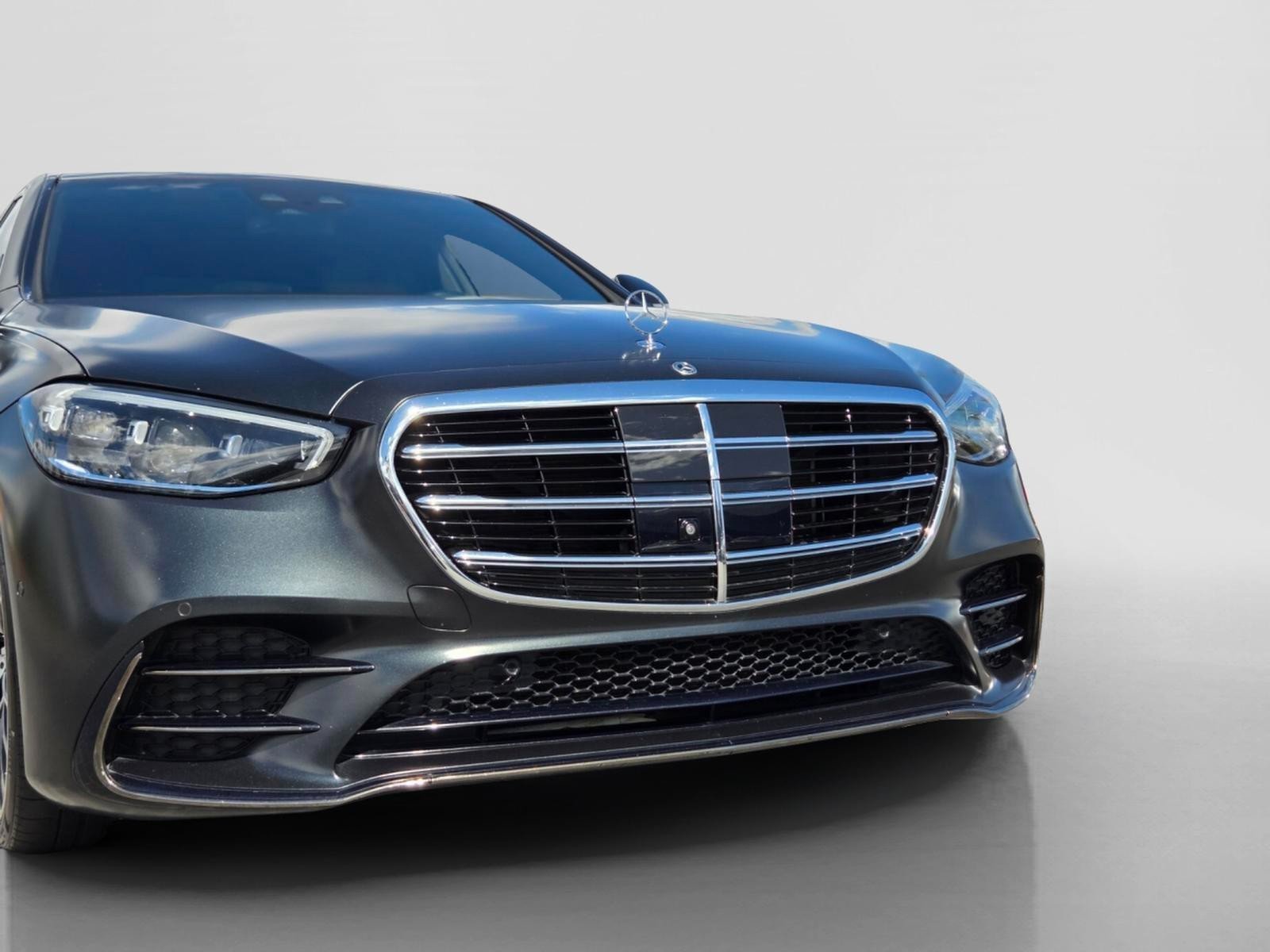 Used 2023 Mercedes-Benz S 500 4MATIC image 9