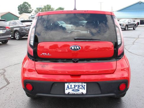 Used 2019 Kia Soul w/ Option Group 020 FWD image 5