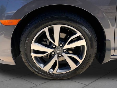 Used 2024 Honda Odyssey Touring image 11