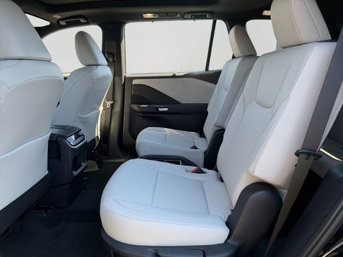 New 2026 Lexus TX 350 AWD image 9