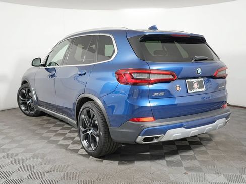 Used 2019 BMW X5 xDrive40i w/ Executive Package AWD/4WD image 3