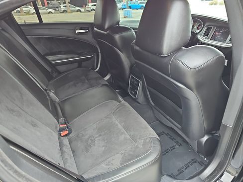 Used 2022 Dodge Charger Scat Pack w/ Plus Group RWD image 11