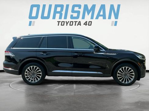Used 2023 Lincoln Aviator AWD w/ Premium Package image 8