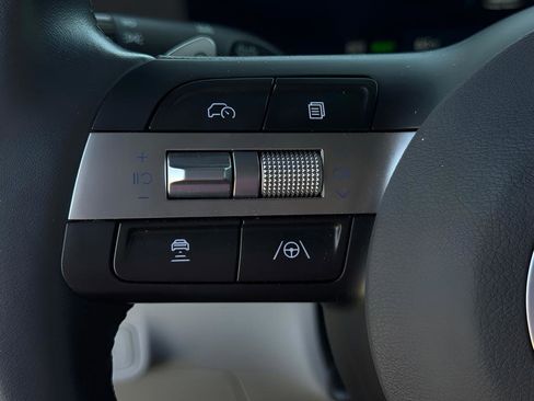 Certified 2024 Hyundai Kona SEL FWD image 23