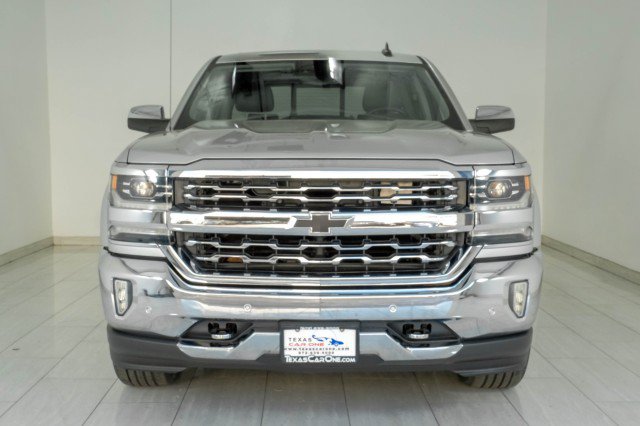 Used 2018 Chevrolet Silverado 1500 LTZ w/ Sport Package AWD/4WD image 3