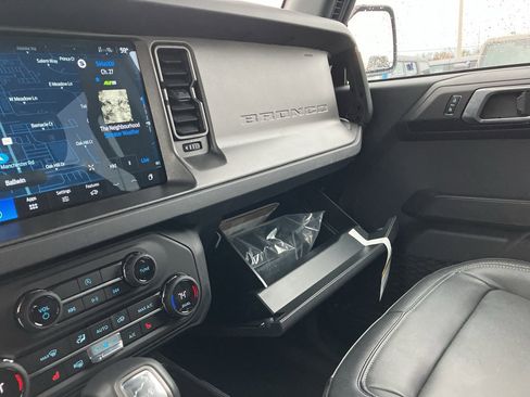 Used 2025 Ford Bronco Big Bend image 22