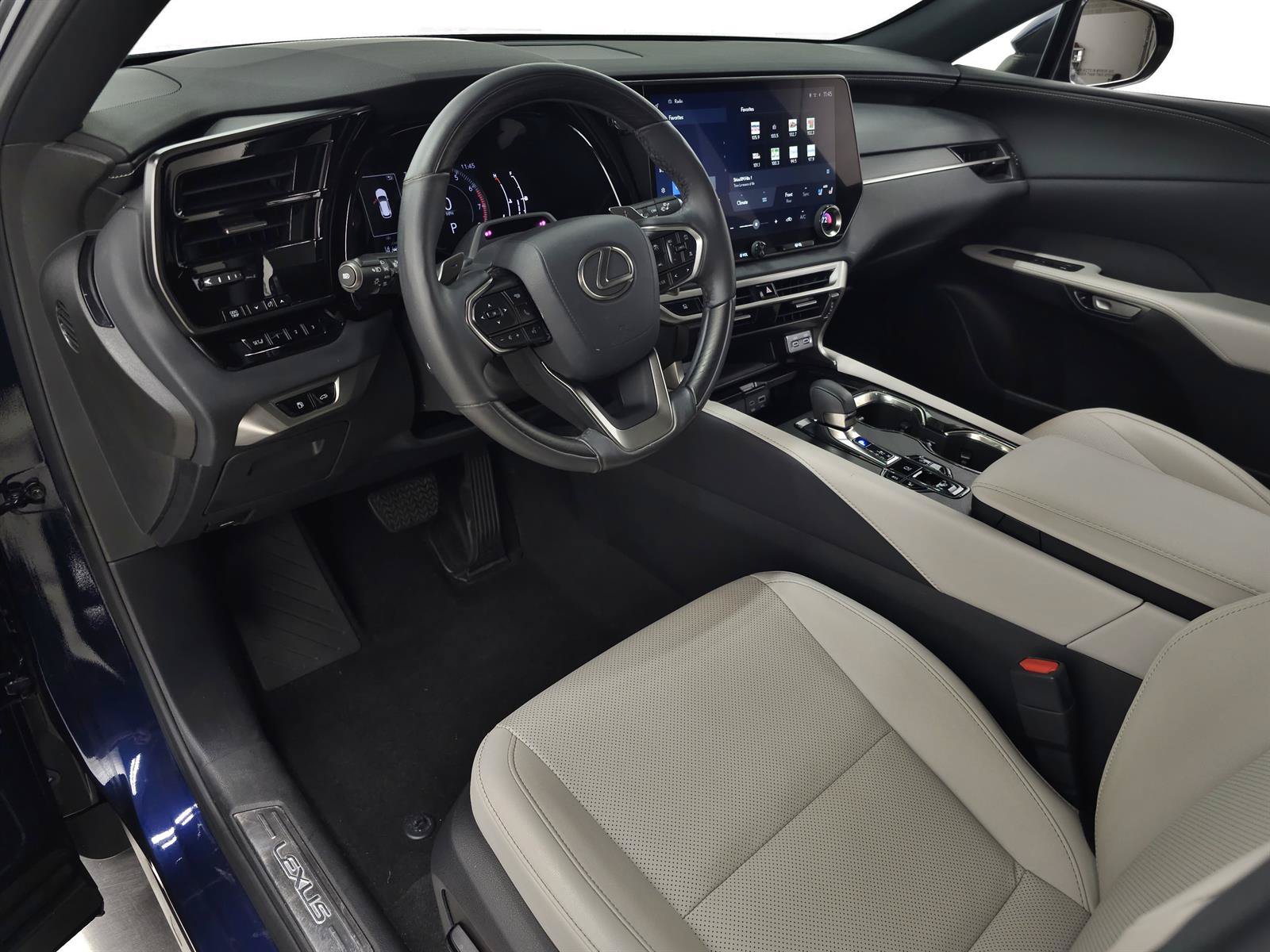 Used 2024 Lexus RX 350 Premium w/ Convenience Package AWD/4WD image 14