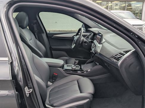 Used 2022 BMW X4 xDrive30i w/ Convenience Package image 11