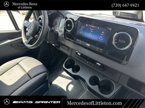 New 2025 Mercedes-Benz Sprinter 2500 image 2