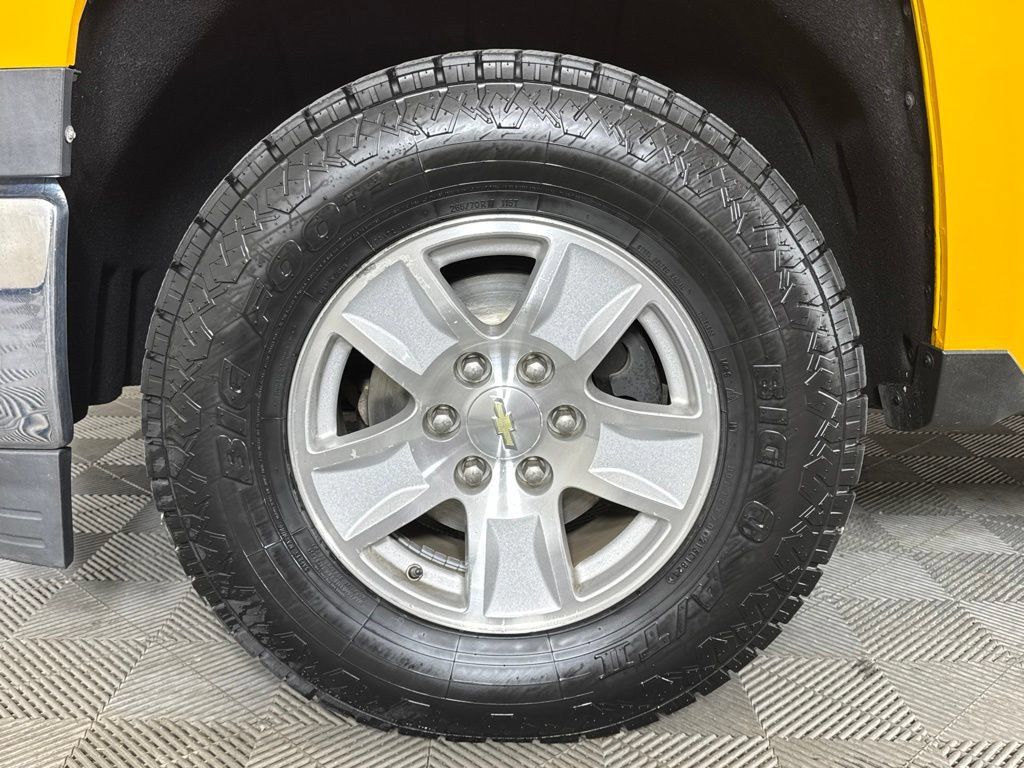 Used 2015 Chevrolet Silverado 1500 LT w/ Trailering Package RWD image 9