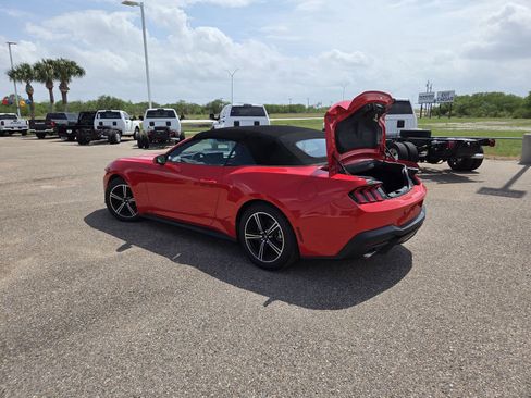 Used 2024 Ford Mustang Convertible RWD image 22