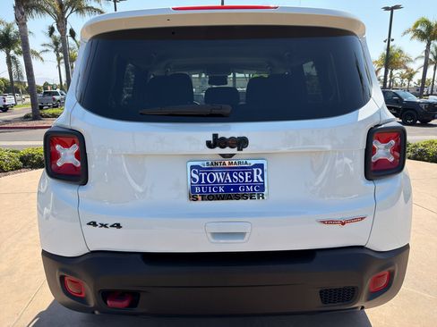 Used 2023 Jeep Renegade Trailhawk AWD/4WD image 5