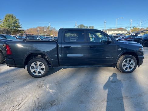 New 2026 RAM 1500 4x4 Crew Cab image 8