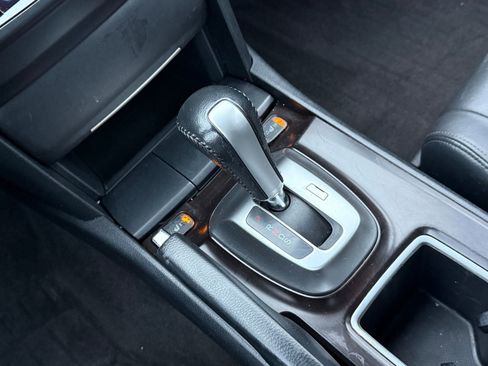 Used 2014 Honda Crosstour EX-L image 22