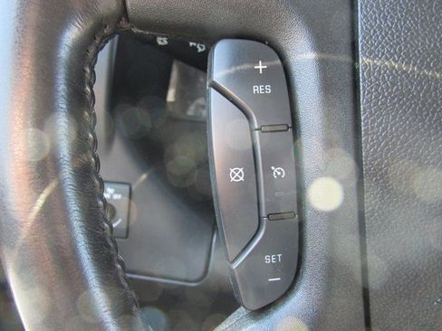 Used 2022 Chevrolet Express 2500 w/ Safety Package image 12