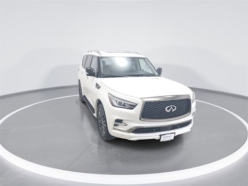 Used 2024 INFINITI QX80 Premium Select w/ Cargo Package image 8