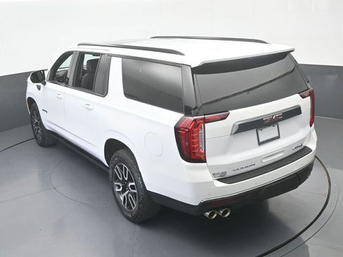 Used 2023 GMC Yukon XL AT4 AWD/4WD image 57
