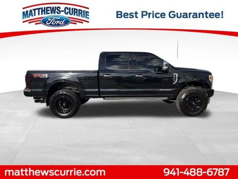 Used 2021 Ford F250 Platinum w/ FX4 Off-Road Package image 3