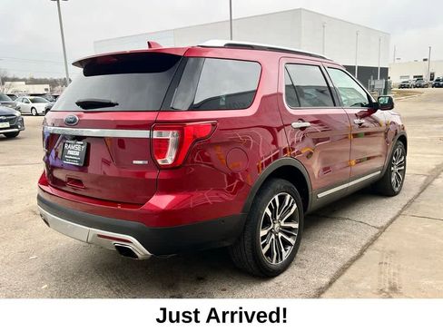 Used 2016 Ford Explorer Platinum image 6