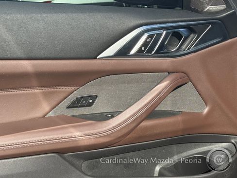 Used 2021 BMW 430i Coupe w/ Premium Package image 17