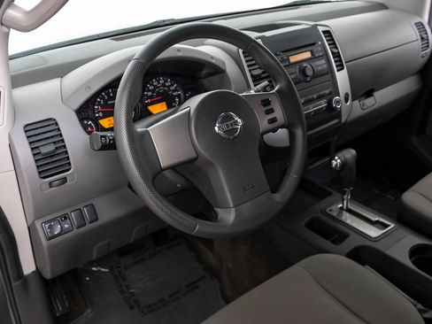 Used 2012 Nissan Xterra S w/ Value Package image 2