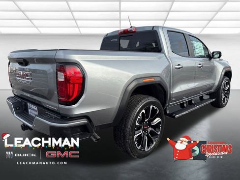 New 2026 GMC Canyon Denali image 3