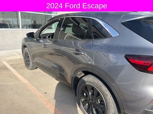 Used 2024 Ford Escape Active w/ Tech Pack #1 image 7