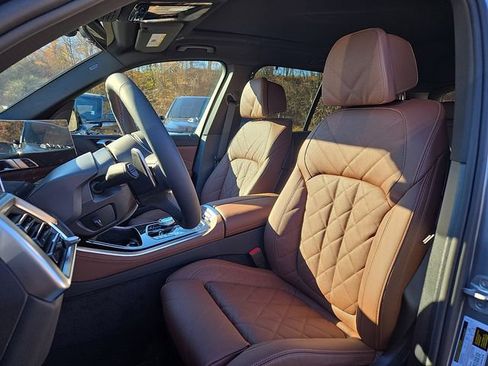 New 2026 BMW X5 M60i AWD/4WD image 7